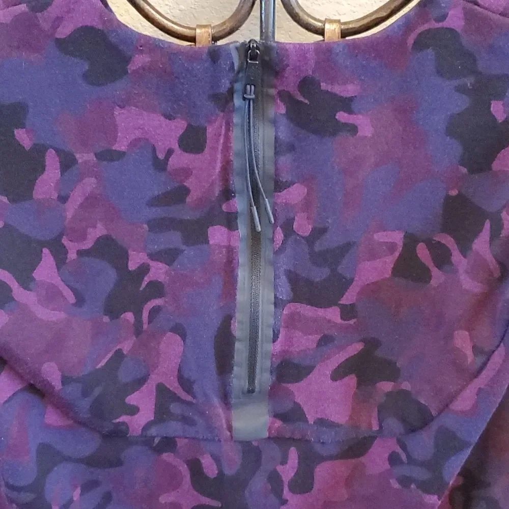 NIKE Tech Fleece Purple Camouflage Sweatshirt - Size XS‎